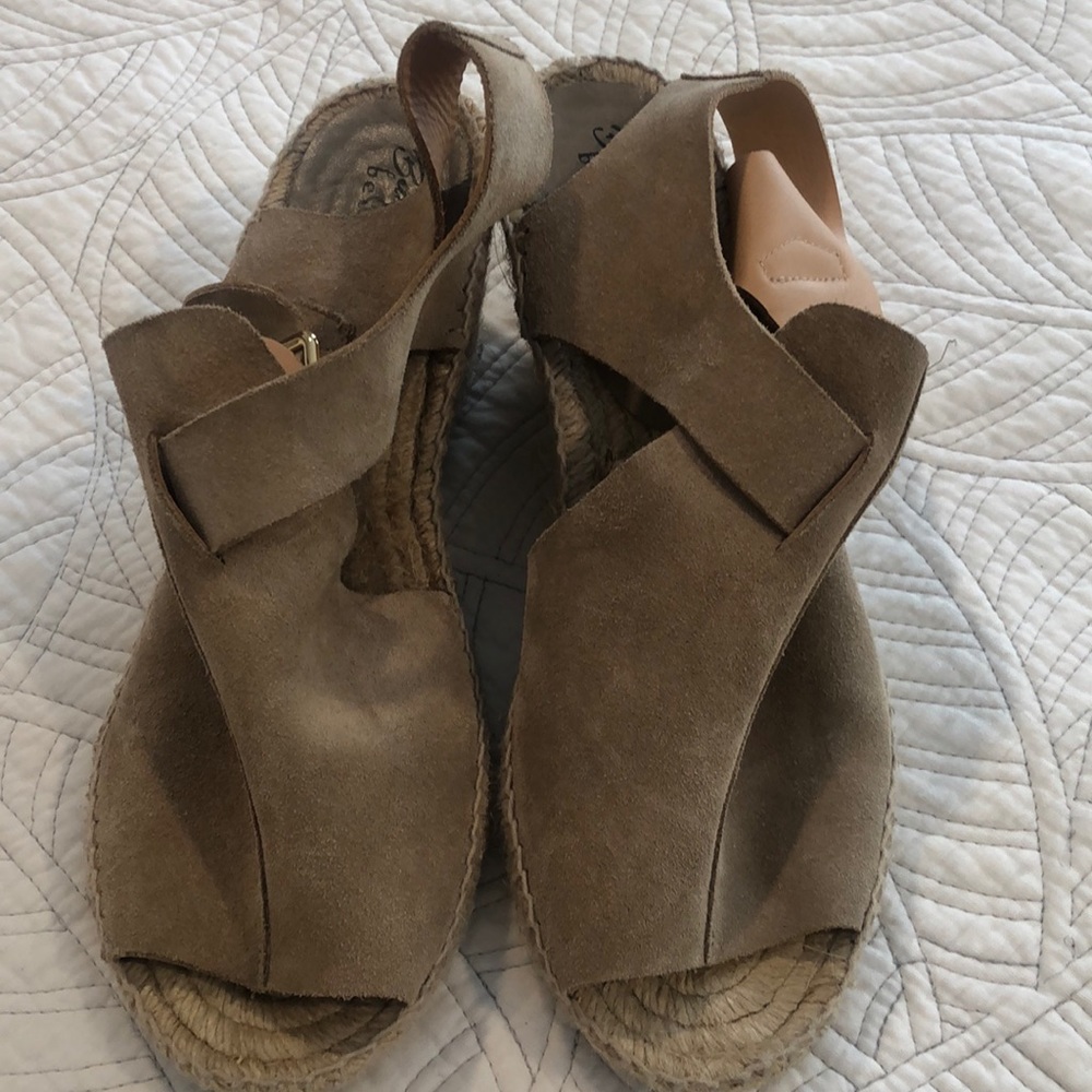 Bettye by Betty Mueller leather and jute heel sandals. Size 40/US 10.